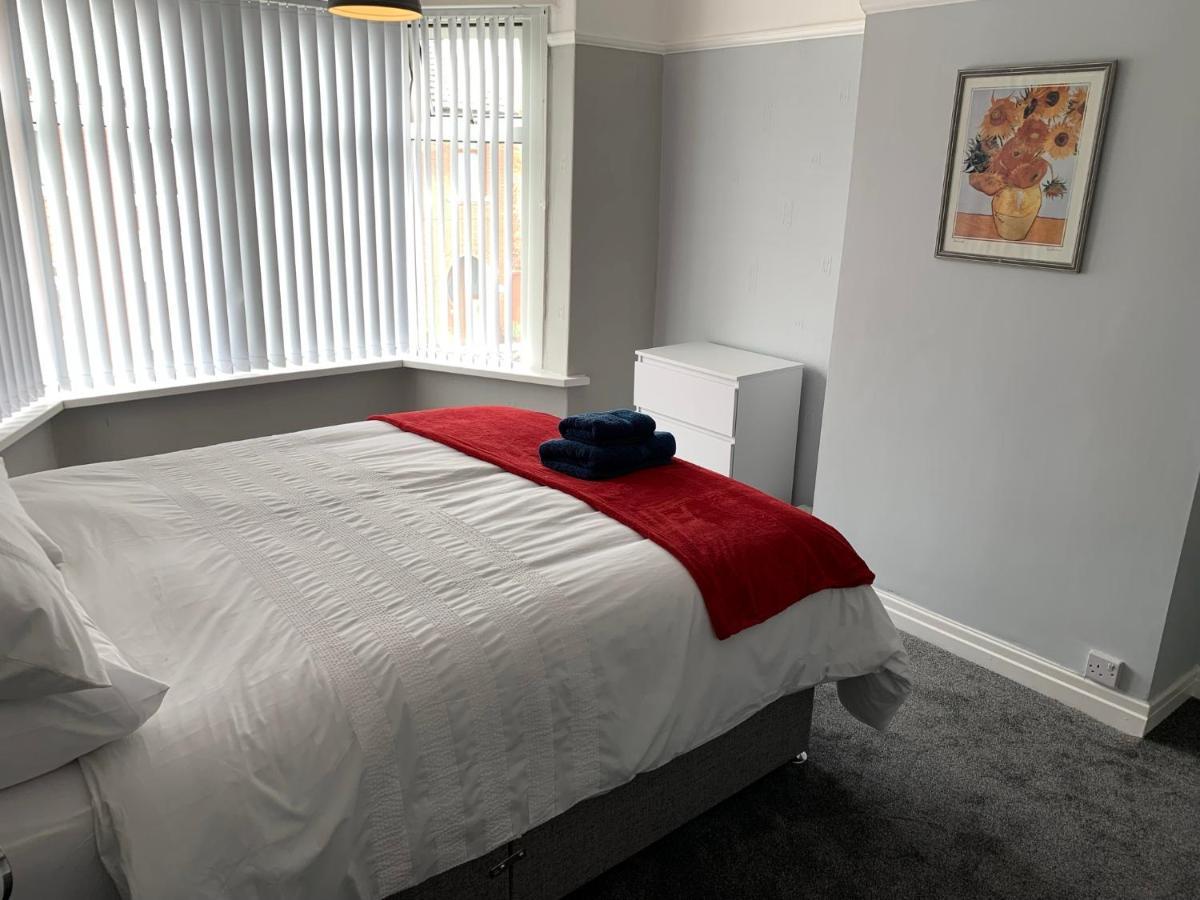 Modern Fully Refurbished 3 Bedroom Home Blackpool Esterno foto